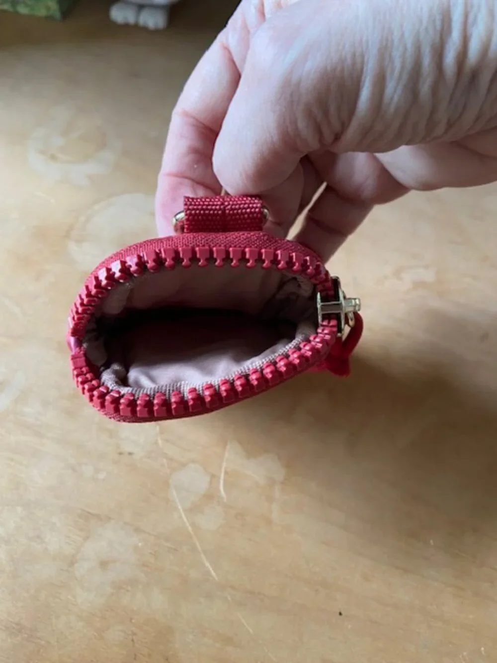 MZ Wallace Clip-on pouch - Picture 3 of 3